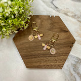 Keychain Charm - Daisy & Bee - Pink